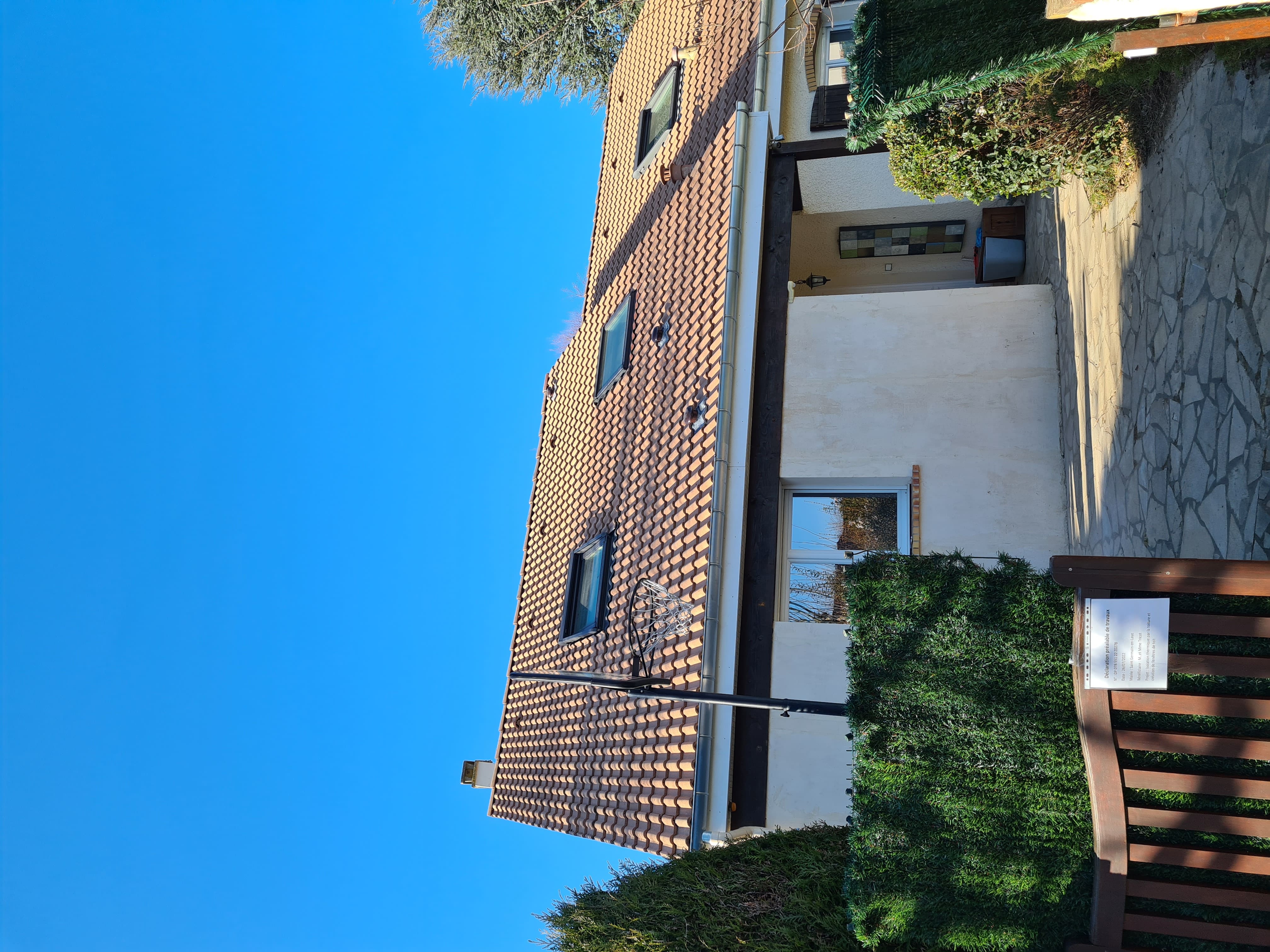 Toiture tuiles avec fenêtres Velux - NR Couverture Montfermeil 93